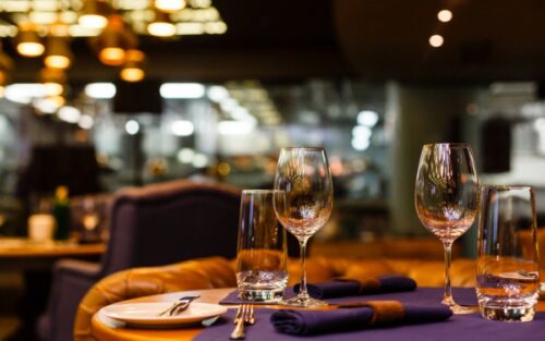 Piaza HoReCa din Romania se dezvolta insa restaurantele se sting Paradoxul unui industii de 78 miliarde de euro