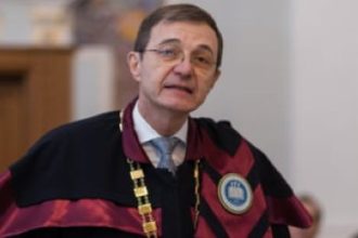 Presedintele Academiei Ar fi benefic sa ne intoarcem la valori si virtuti deoarece aceasta tara va progresa prin ele