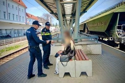 Siguranta cetatenilor in gariile CFR si la trecerile la nivel cu calea ferata in centrul atentiei politiei si jandarmeriei din Covasna