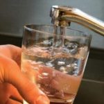 Suspiciune de poluare a apelor potabile pe strada Balvanyos din Targu Secuiesc