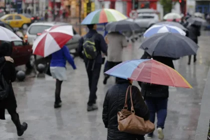 Un nou episod de vreme rece pana pe 2 mai Zonele unde se prognozeaza ploi si ninsori