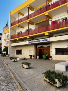 Zeci de profesori si experti in educatie din Covasna implicati in mobilitati Erasmus plus in diverse tari europene