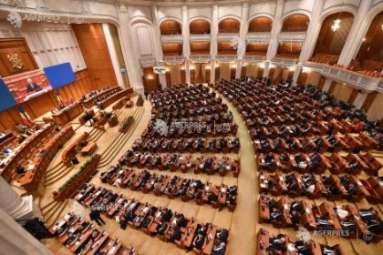 Parlamentul in sesiune speciala
