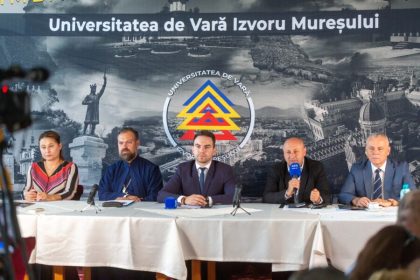 Universitatea de Vara Izvoru Muresului editia a XXIII a la Covasna Geopolitica identitatii nationale